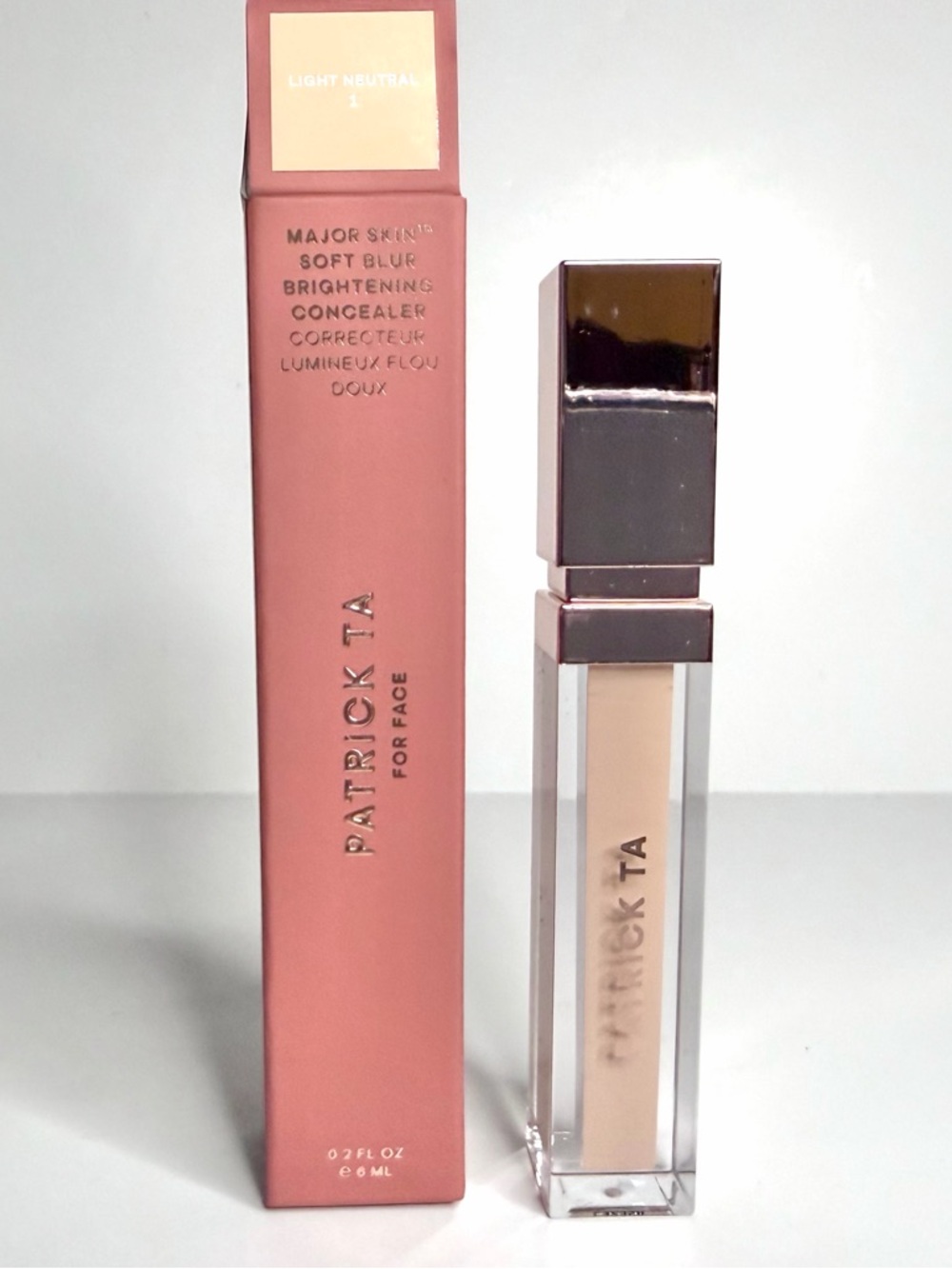 Patrick Ta Major Skin Soft Blur Brightening Concealer Light Neutral 1